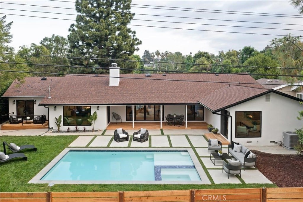 Remodeled Mid-Century Pool Home