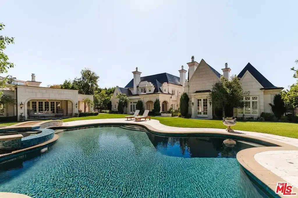 The Oaks Calabasas homes