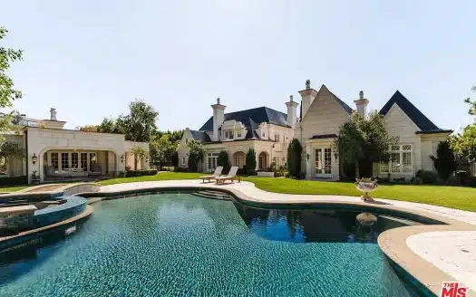 The Oaks Calabasas homes